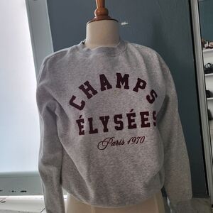 H&M Light Gray Sweatshirt with White Tag